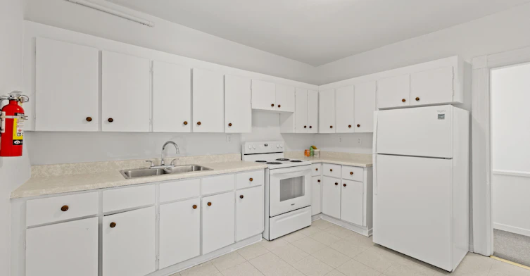 Upper-120 Stephenson Avenue, Toronto, ON, M4C 1G4 - 8