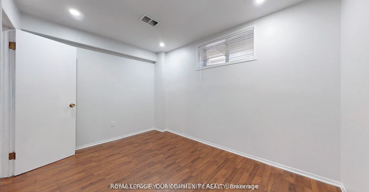Bsmt-41 Shropshire Drive, Toronto, ON, M1P 1Y8 - 16
