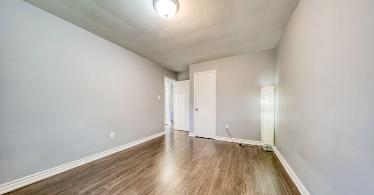 588 Warden Avenue, Toronto, ON, M1L 3Z3 - 11