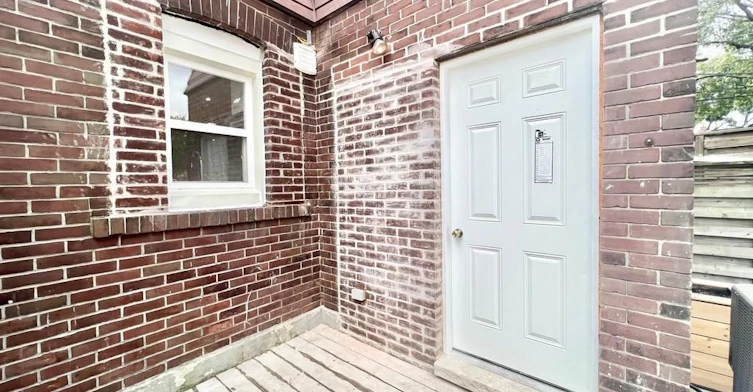 BSMT-4 Sutherland Avenue, Toronto, ON, M4C 1R8 - 13