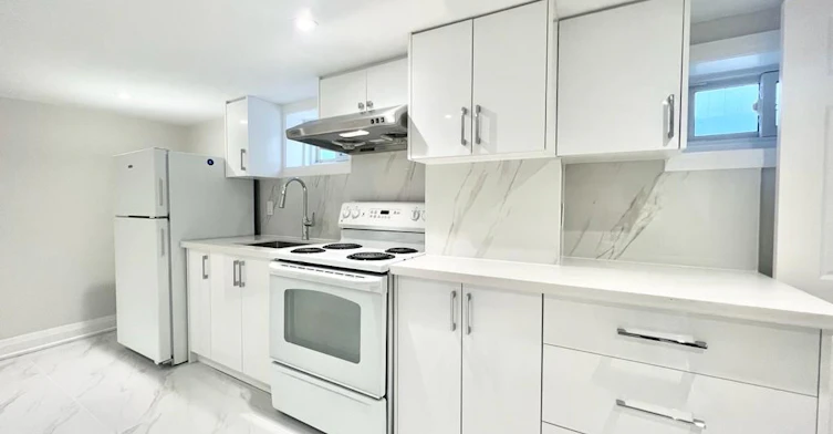 BSMT-4 Sutherland Avenue, Toronto, ON, M4C 1R8 - 5
