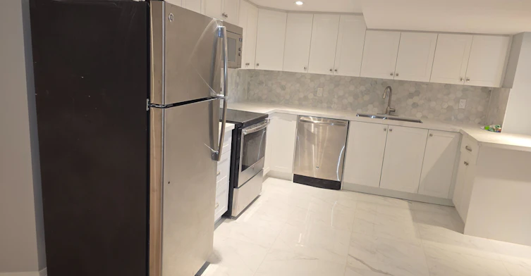 Lower Level-312 Cochrane Street, Whitby, ON, L1N 5J3 - 7
