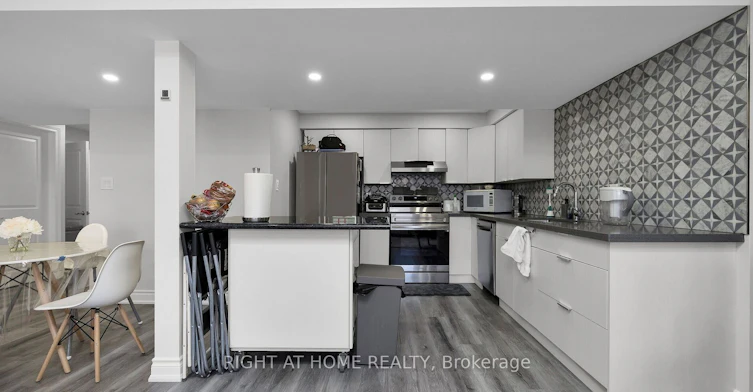 43 Westfield Drive, Whitby, ON, L1P 0E8 - 4