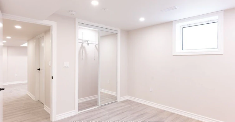 6 Bellvare Crescent, Toronto, ON, M1R 2M9 - 14