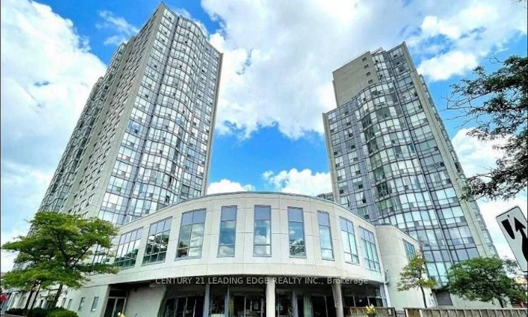 516-2550 Lawrence Avenue