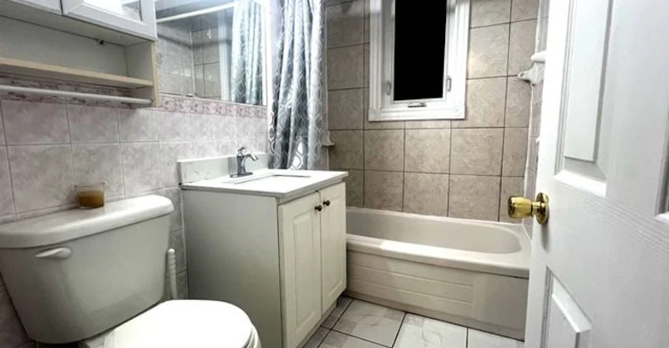 27 Safari Street, Toronto, ON, M1K 3R1 - 13