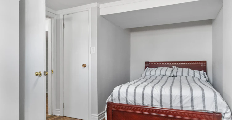 Lower-2 Emmeline Crescent, Toronto, ON, M1S 1L2 - 6