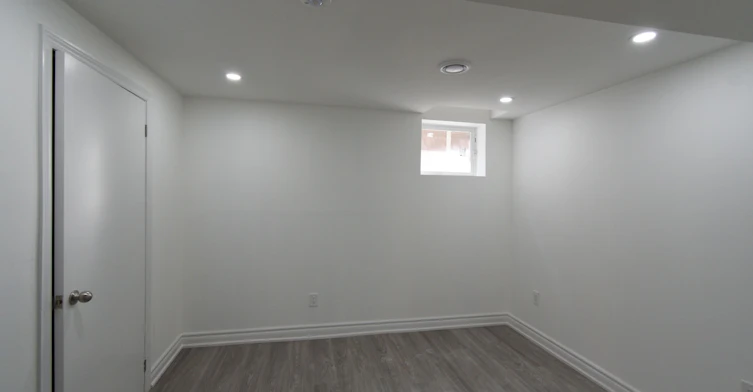 45 Lofthouse Drive, Whitby, ON, L1R 1W5 - 8