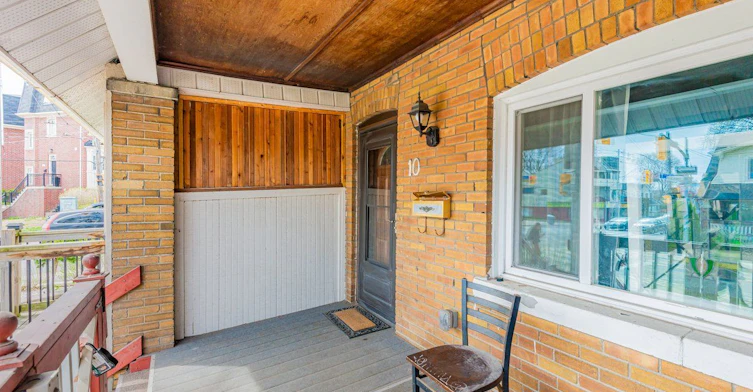 Lower-10 Dixon Avenue, Toronto, ON, M4L 1N3 - 13