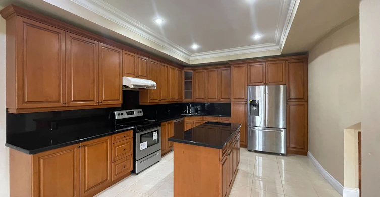 BSM-122 Centennial Road, Toronto, ON, M1C 1Z5 - 3
