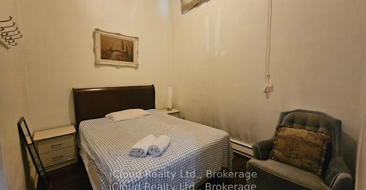ROOM 2-1847 Lawrence Avenue E, Toronto, ON, M1R 2Y3 - 2
