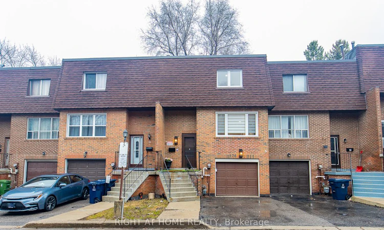 176-160 Palmdale Drive