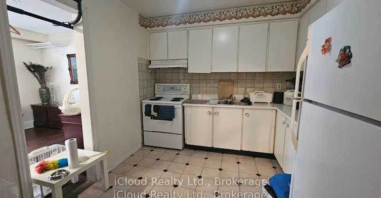 ROOM 1-1847 Lawrence Avenue E, Toronto, ON, M1R 2Y3 - 2