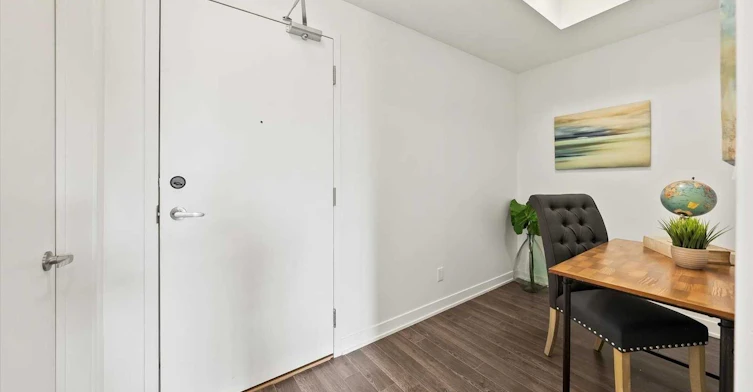 217-3560 St Clair Avenue E, Toronto, ON, M1K 2A7 - 3
