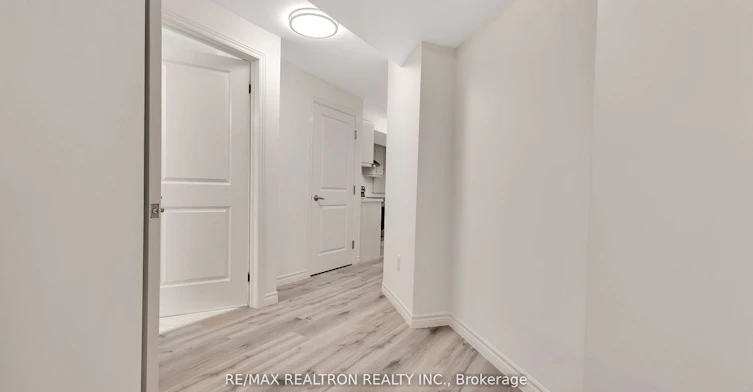 4 Oceanpearl Crescent, Whitby, ON, L1N 8Y5 - 11