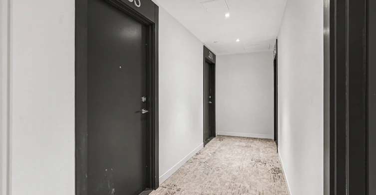 303-7437 Kingston Road, Toronto, ON, M1B 0E9 - 2