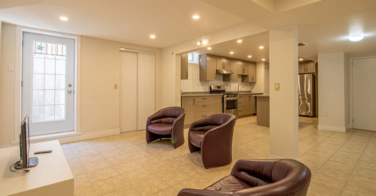 BSMT-507 Charnwood Court, Pickering, ON, L1V 4Y1 - 6