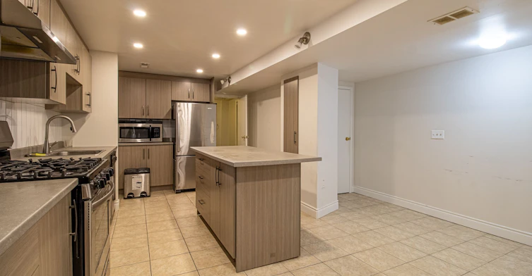 BSMT-507 Charnwood Court, Pickering, ON, L1V 4Y1 - 9