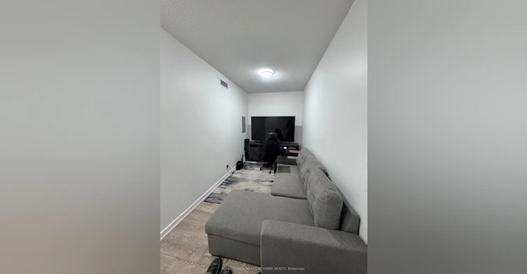 213-2055 Danforth Avenue, Toronto, ON, M4C 1J8 - 2