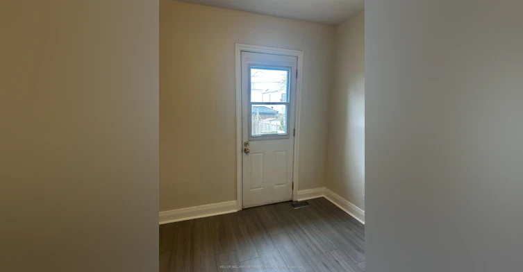 202 Cedarvale Avenue, Toronto, ON, M4C 4K2 - 6