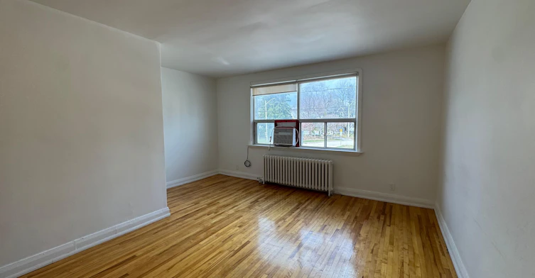 2nd Floor-2879 St Clair Avenue E, Toronto, ON, M4B 1N4 - 17