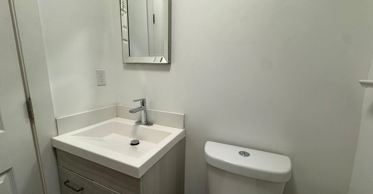 2nd Floor-2879 St Clair Avenue E, Toronto, ON, M4B 1N4 - 8
