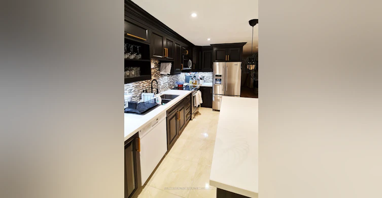 # Upper-657 Cognac Crescent, Pickering, ON, L1X 1L7 - 7