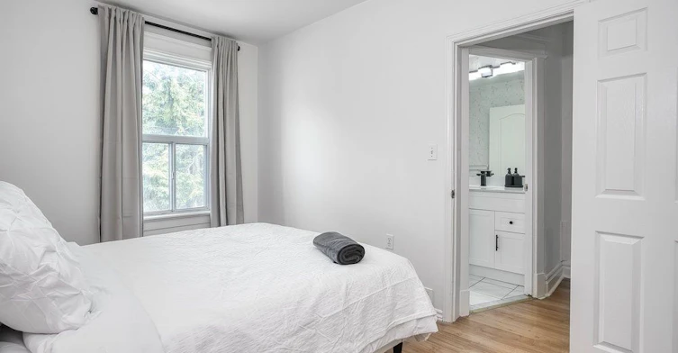 151 Broadview Avenue, Toronto, ON, M4M 2E9 - 15