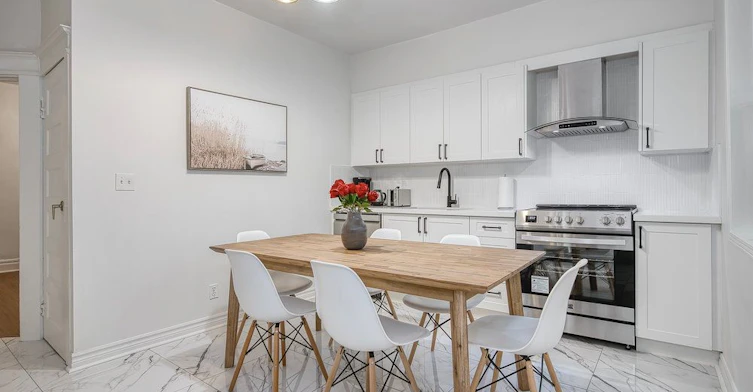 151 Broadview Avenue, Toronto, ON, M4M 2E9 - 5