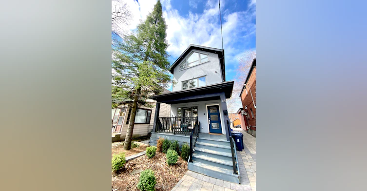 16 Woodlee Road, Toronto, ON, M4E 2R1