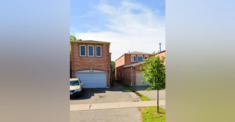 Lower-208 Roxanne Crescent, Toronto, ON, M1V 4G3
