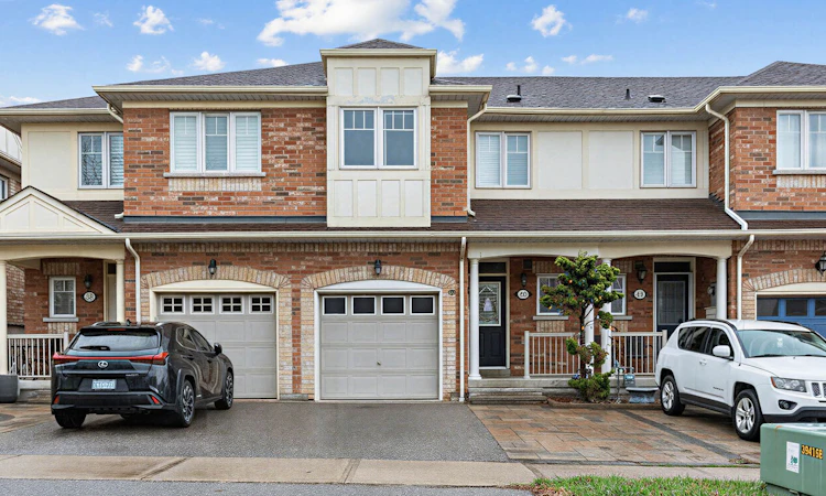 40 Croker Drive S