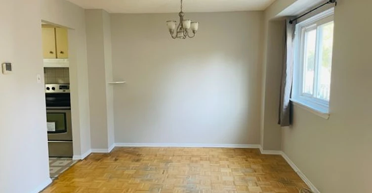 (Upper)-65 Bradstone Square, Toronto, ON, M1B 1W1 - 3
