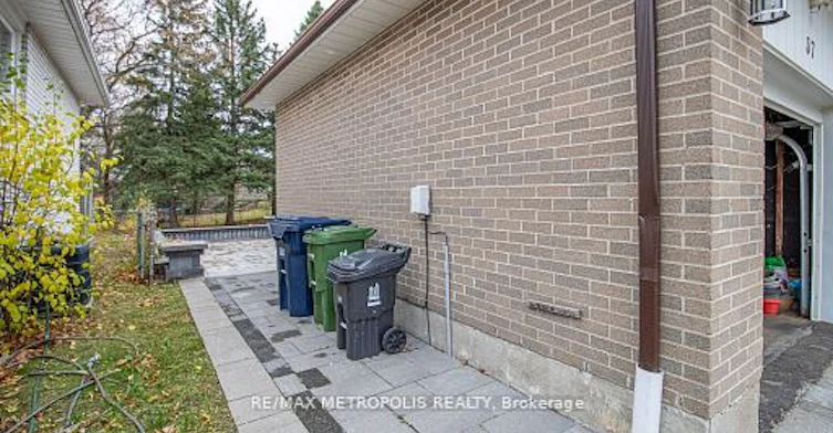 BSMT-37 Albacore Crescent, Toronto, ON, M1H 2L2 - 32
