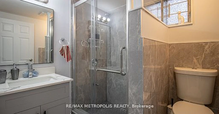 BSMT-37 Albacore Crescent, Toronto, ON, M1H 2L2 - 15