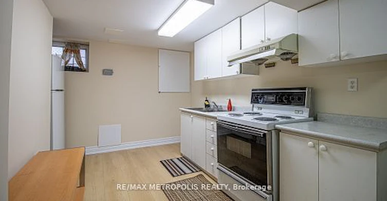 BSMT-37 Albacore Crescent, Toronto, ON, M1H 2L2 - 6