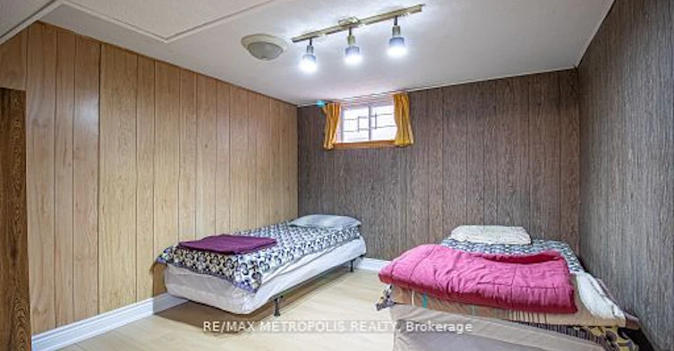 BSMT-37 Albacore Crescent, Toronto, ON, M1H 2L2 - 16