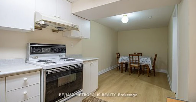 BSMT-37 Albacore Crescent, Toronto, ON, M1H 2L2 - 13