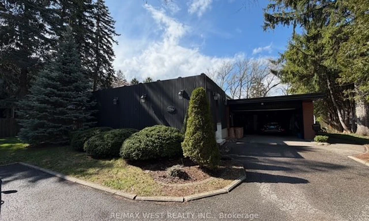 1184 Kingston Road