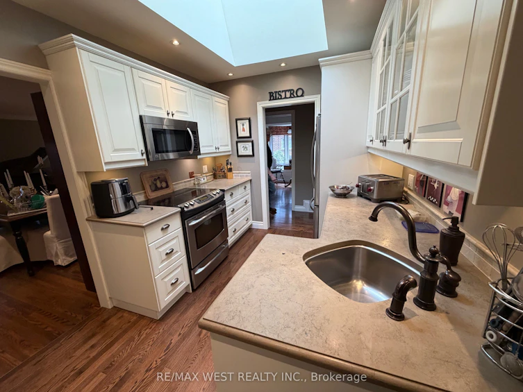 1184 Kingston Road, Pickering, ON, L1V 1B4 - 15