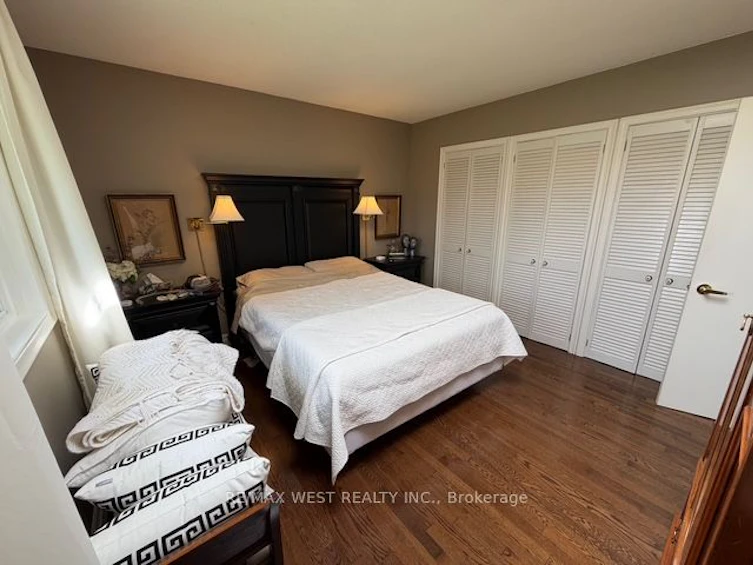 1184 Kingston Road, Pickering, ON, L1V 1B4 - 38