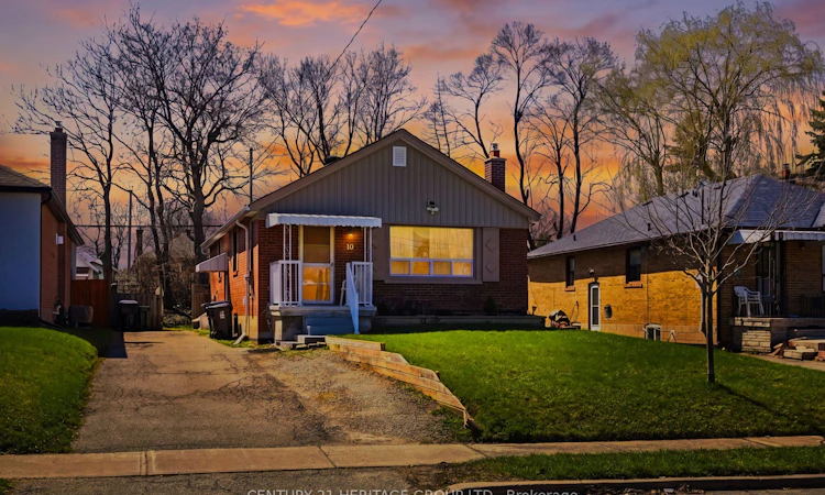 10 Garthwood Drive