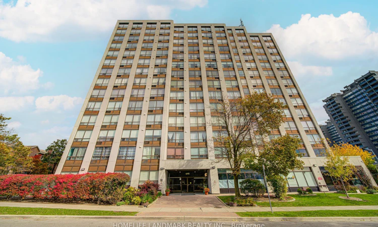 303-1 Reidmount Avenue
