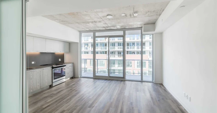 722-15 Baseball Place, Toronto, ON, M4M 0E6 - 3