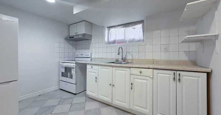 Bsmt-11 Tineta Crescent, Toronto, ON, M1S 2Y5 - 9