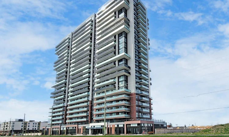 2121-2550 Simcoe Street N