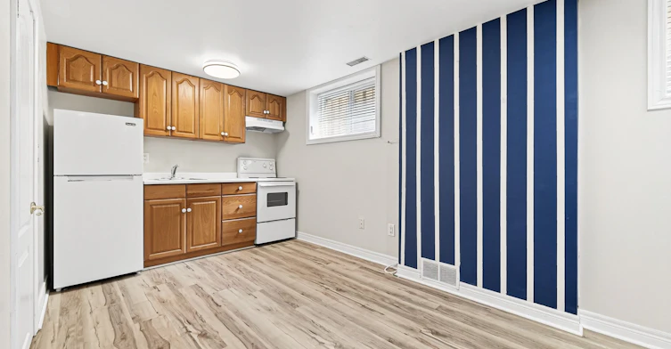 R2-454 Donlands Avenue, Toronto, ON, M4J 3S5 - 12