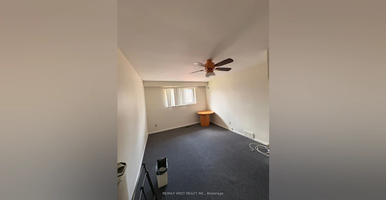 9 Syracuse Crescent, Toronto, ON, M1E 2G7 - 5