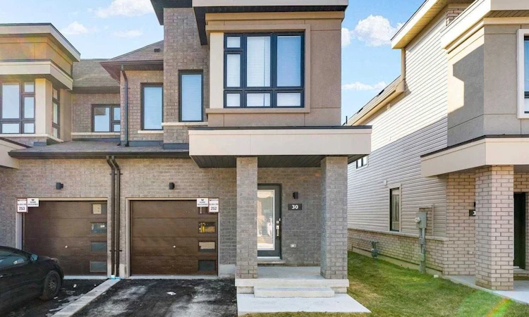 30 Caspian Square