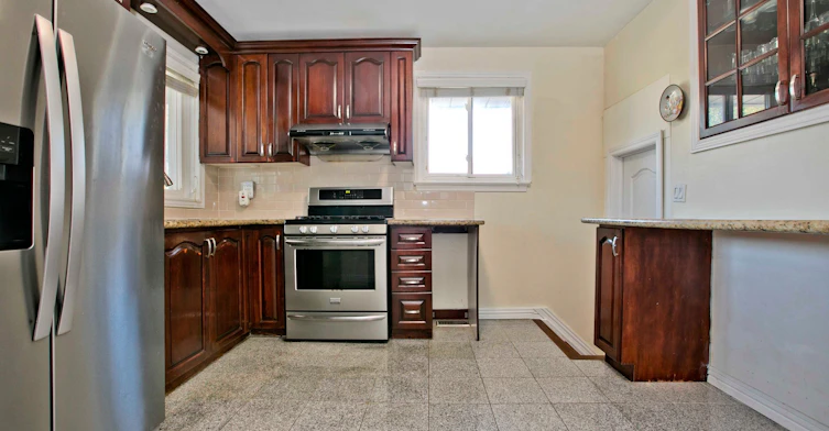 Main-27 Doerr Road, Toronto, ON, M1P 4M7 - 6
